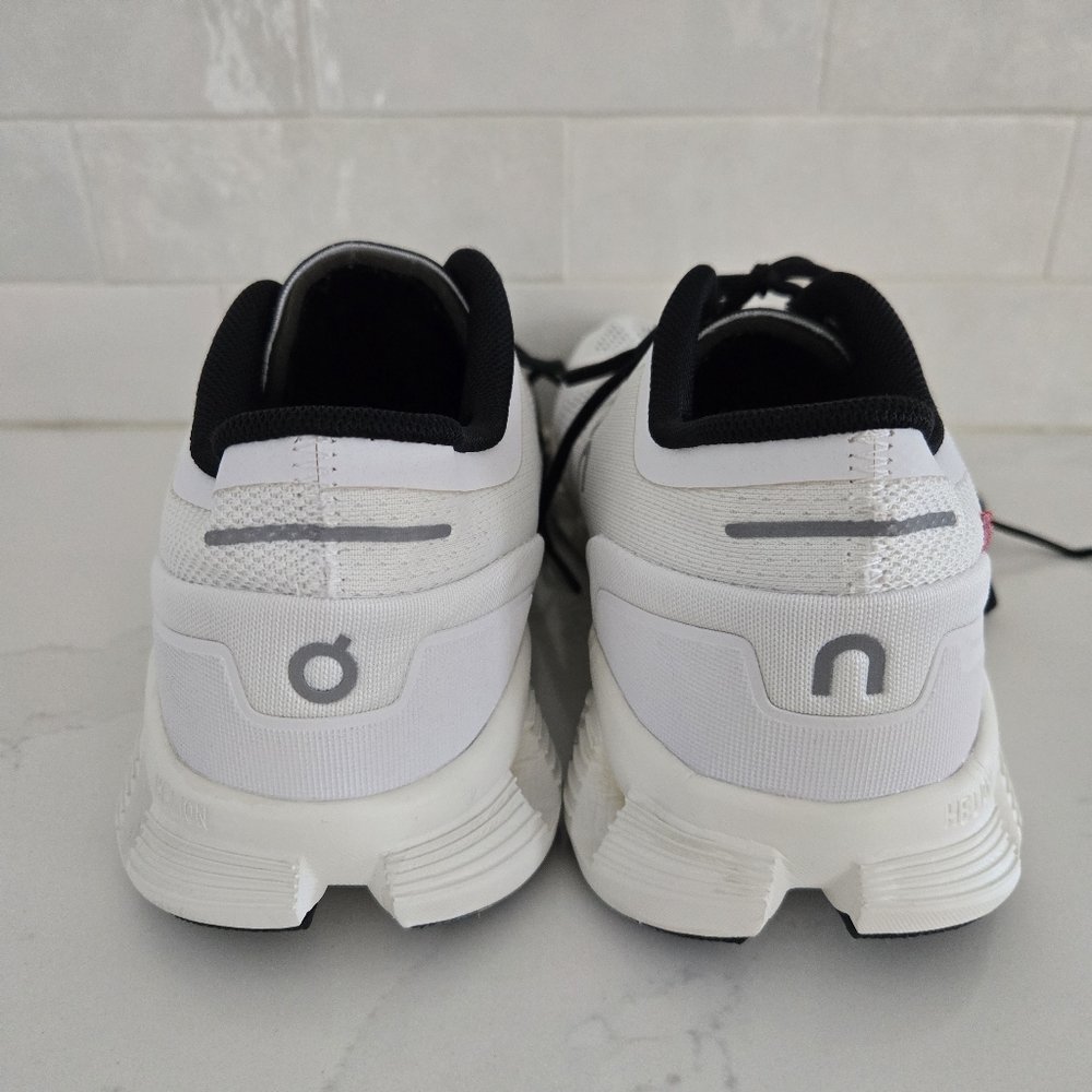 On Cloud X Athletic Running Shoe Men's Size 11 White Black - Picture 6 of 10